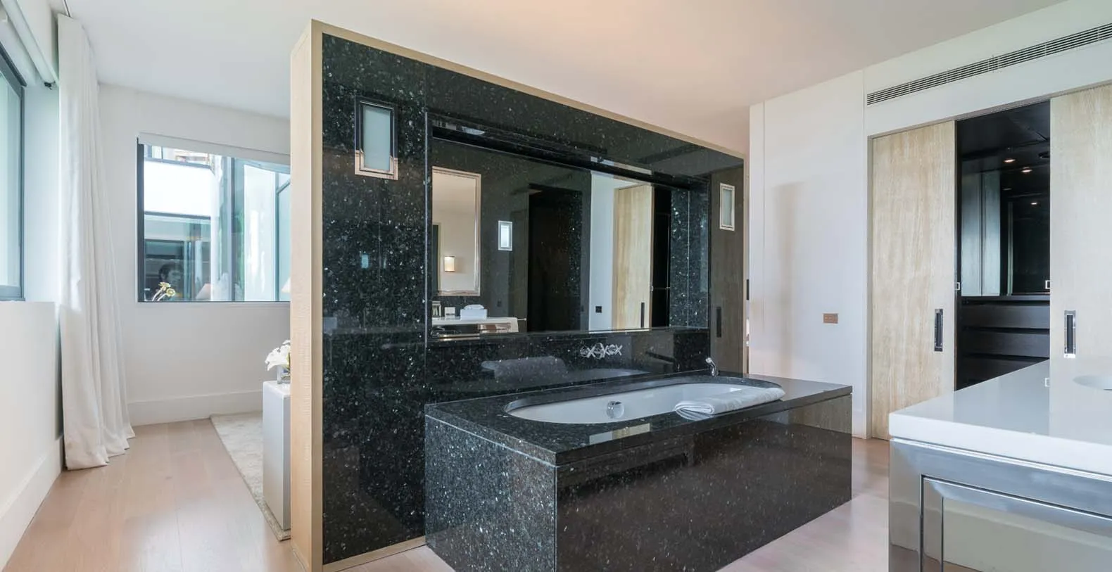 Villa O Vacation Rental France