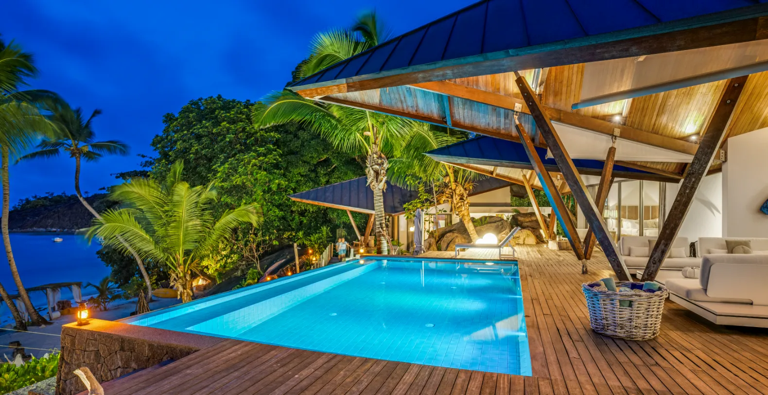 Villa Deckenia Praslin Island