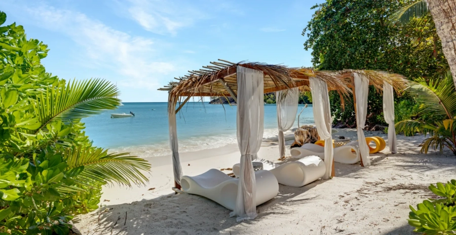 Villa Deckenia Seychelles Vacation Villa - Praslin Island