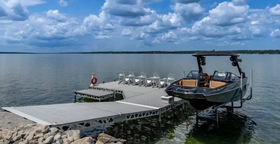 Chateau Simcoe  Vacation Villa - Muskoka Lakes