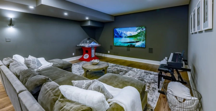 Chateau Simcoe  Vacation Villa - Muskoka Lakes