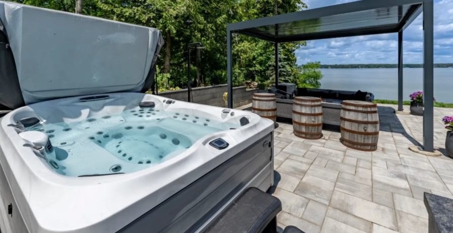 Chateau Simcoe  Vacation Villa - Muskoka Lakes