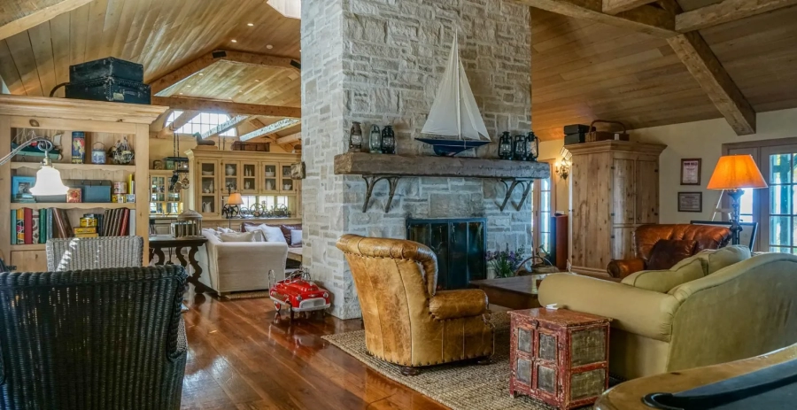  English Manor  Vacation Villa - Muskoka Lakes