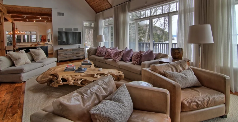 Firelight  Vacation Villa - Muskoka Lakes