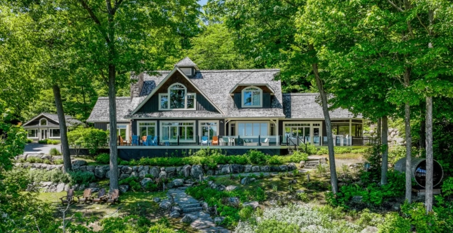 Firelight  Vacation Villa - Muskoka Lakes