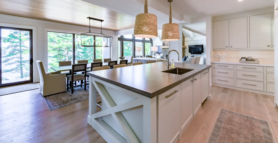 Hamilton House  Vacation Villa - Muskoka Lakes