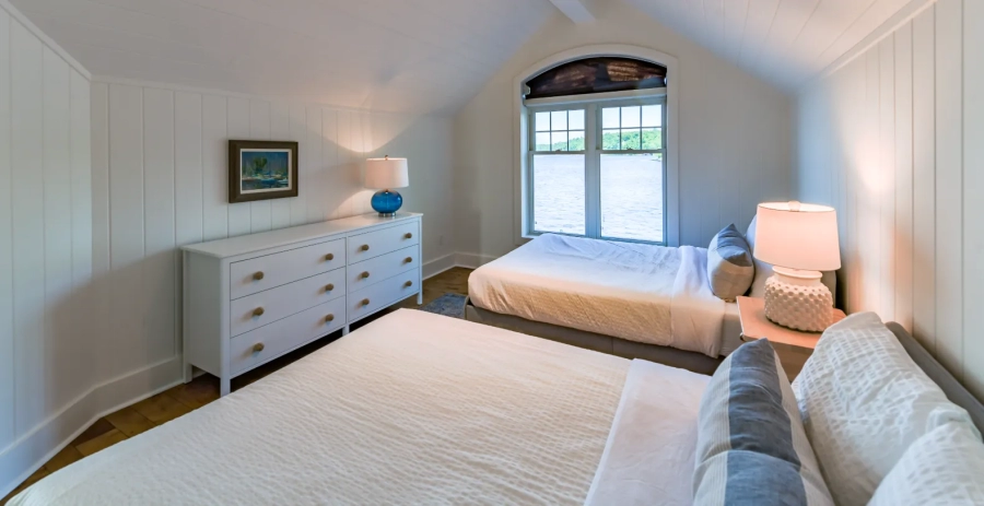 Hamilton House  Vacation Villa - Muskoka Lakes