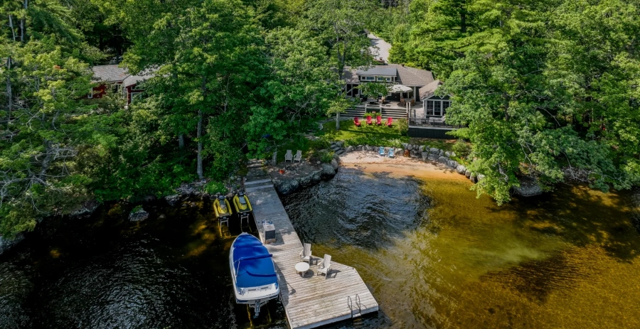 Happiness Blooms  Vacation Villa - Muskoka Lakes