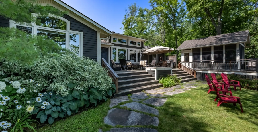 Happiness Blooms  Vacation Villa - Muskoka Lakes
