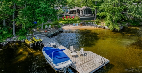 Happiness Blooms Muskoka Lakes Villa Rentals
