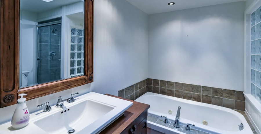 Happiness Blooms  Vacation Villa - Muskoka Lakes