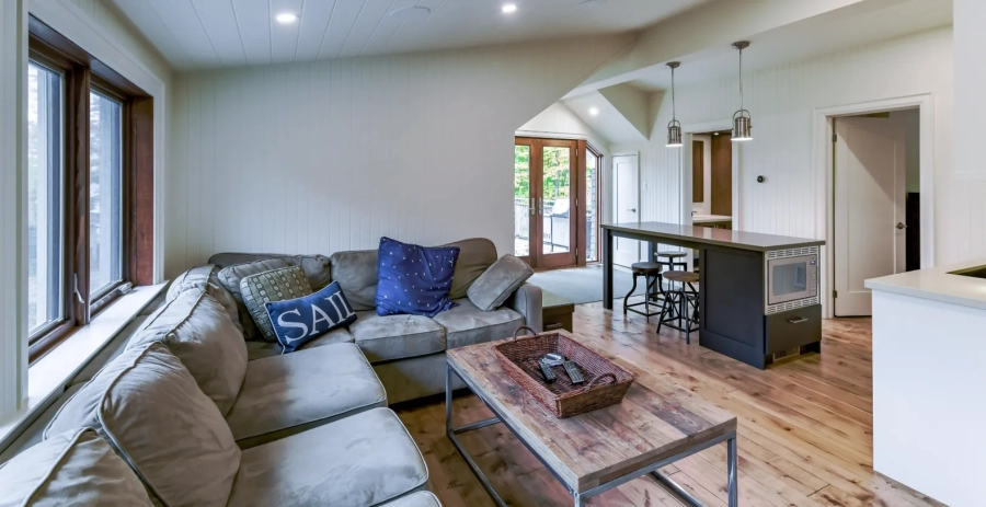 Happiness Blooms  Vacation Villa - Muskoka Lakes