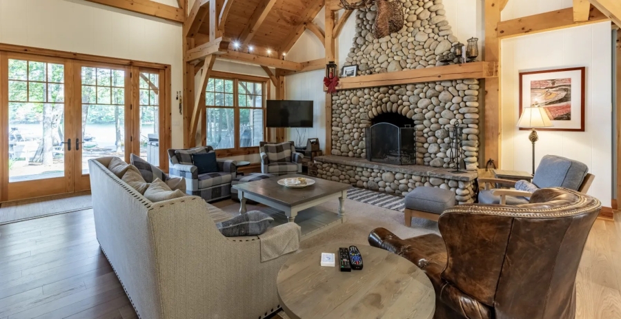 Hart’s Content  Vacation Villa - Muskoka Lakes