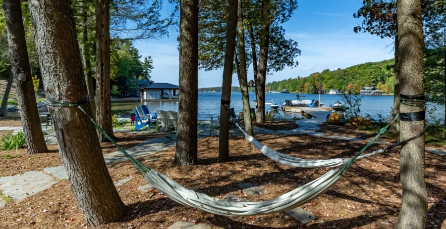 Hart’s Content  Vacation Villa - Muskoka Lakes