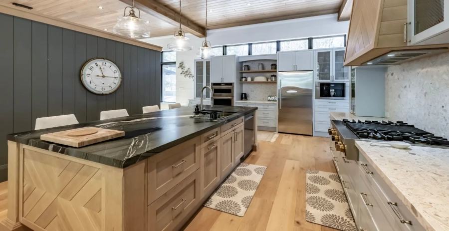 Her Majesty Vacation Villa - Muskoka Lakes