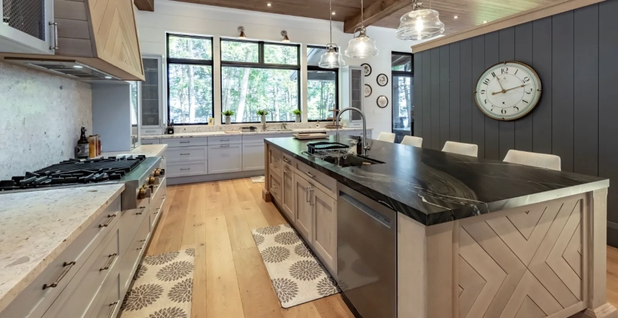 Her Majesty Vacation Villa - Muskoka Lakes