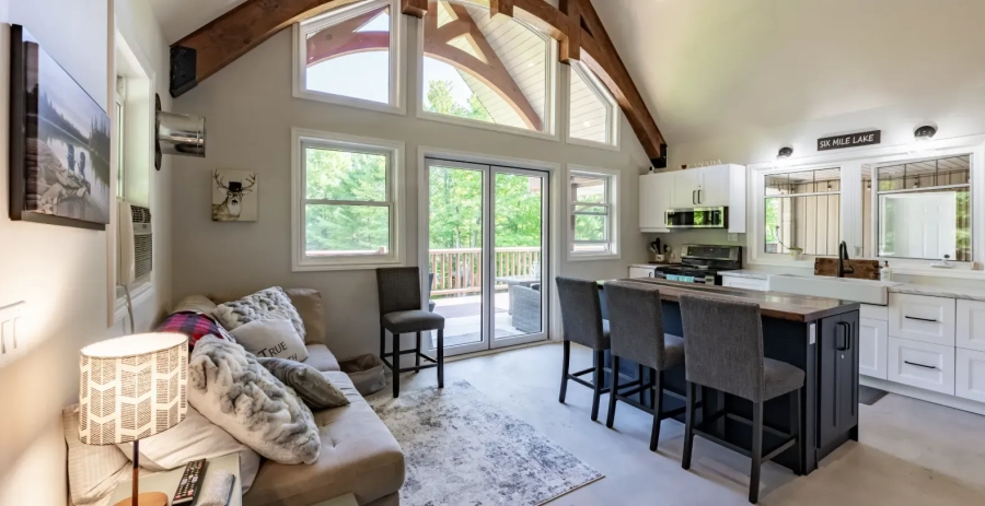 Holiday Headquarters  Vacation Villa - Muskoka Lakes