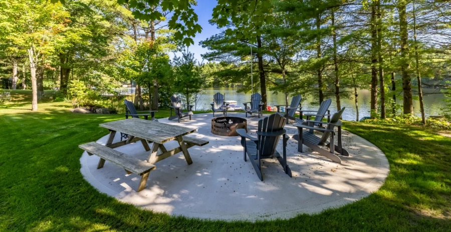 Holiday Headquarters  Vacation Villa - Muskoka Lakes