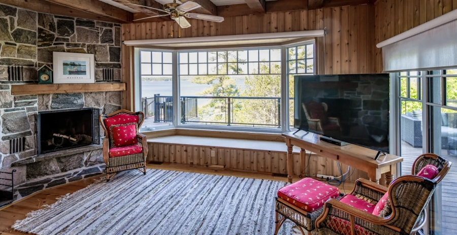 King Arthur’s Court  Vacation Villa - Muskoka Lakes