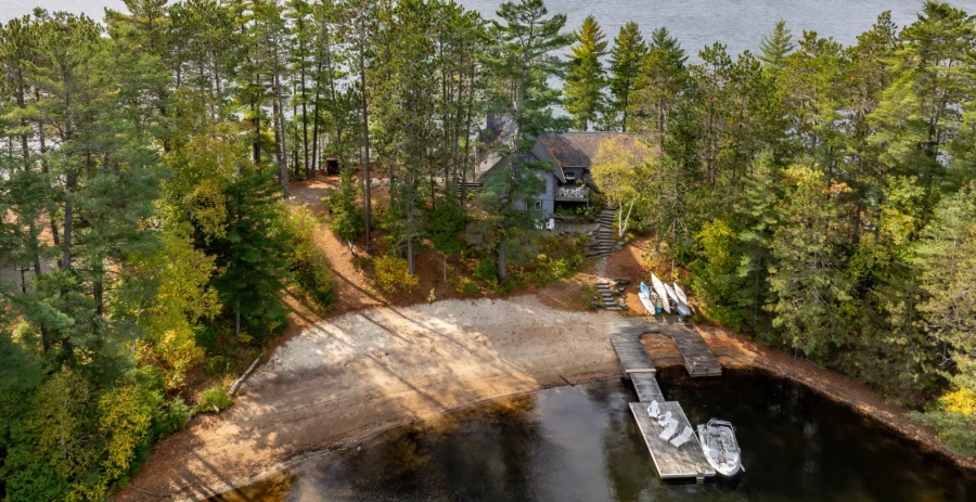 McComb Point Ontario Vacation Villa - Kawagama Lake