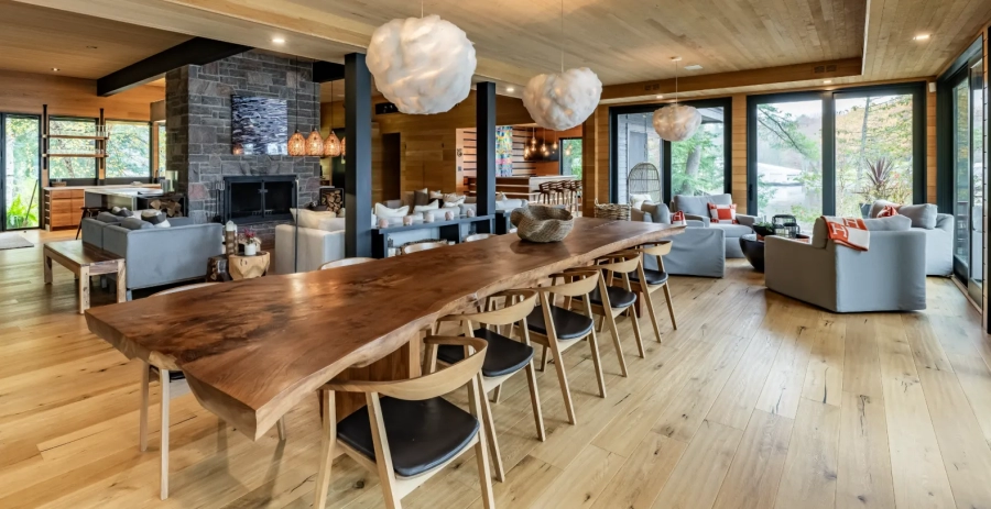 Muskoka’s White House  Vacation Villa - Muskoka Lakes