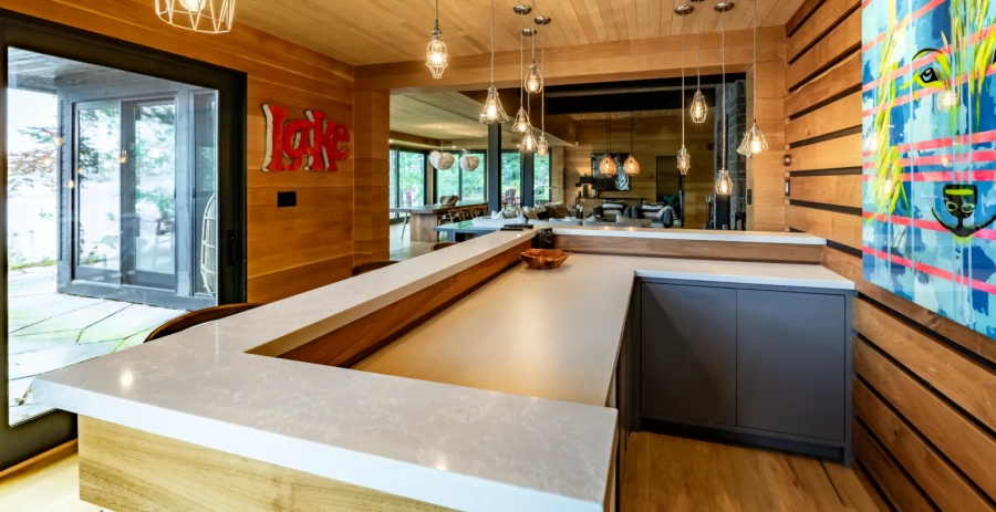 Muskoka’s White House  Vacation Villa - Muskoka Lakes