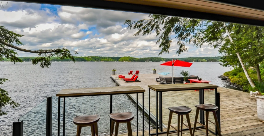 Muskoka’s White House  Vacation Villa - Muskoka Lakes