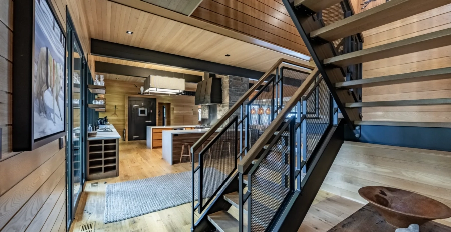 Muskoka’s White House  Vacation Villa - Muskoka Lakes