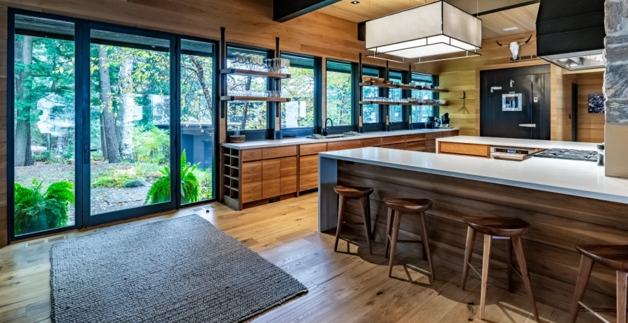 Muskoka’s White House  Vacation Villa - Muskoka Lakes