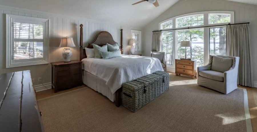 Oak Bank Point  Vacation Villa - Muskoka Lakes