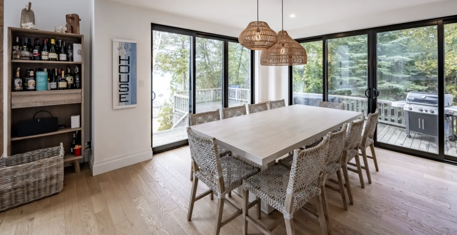 Sandy Beach Cottage  Vacation Villa - Muskoka Lakes