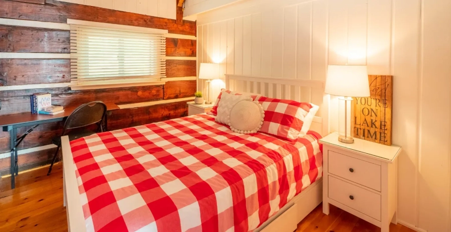 The Canadian Dream  Vacation Villa - Muskoka Lakes
