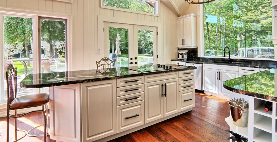 The Crown  Vacation Villa - Muskoka Lakes