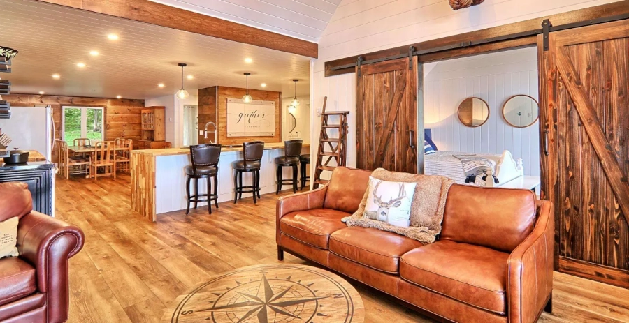 The Crown  Vacation Villa - Muskoka Lakes
