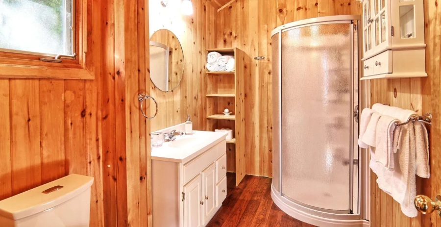The Crown  Vacation Villa - Muskoka Lakes