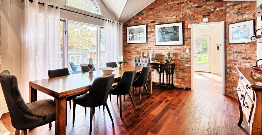 The Crown  Vacation Villa - Muskoka Lakes