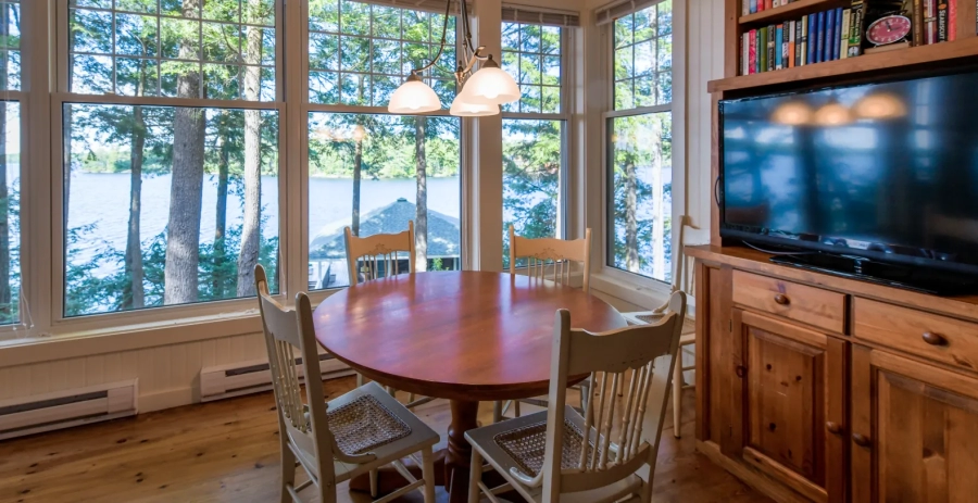 The Point  Vacation Villa - Muskoka Lakes
