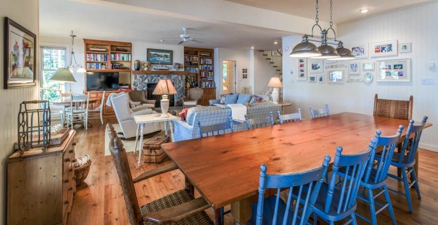 The Point  Vacation Villa - Muskoka Lakes