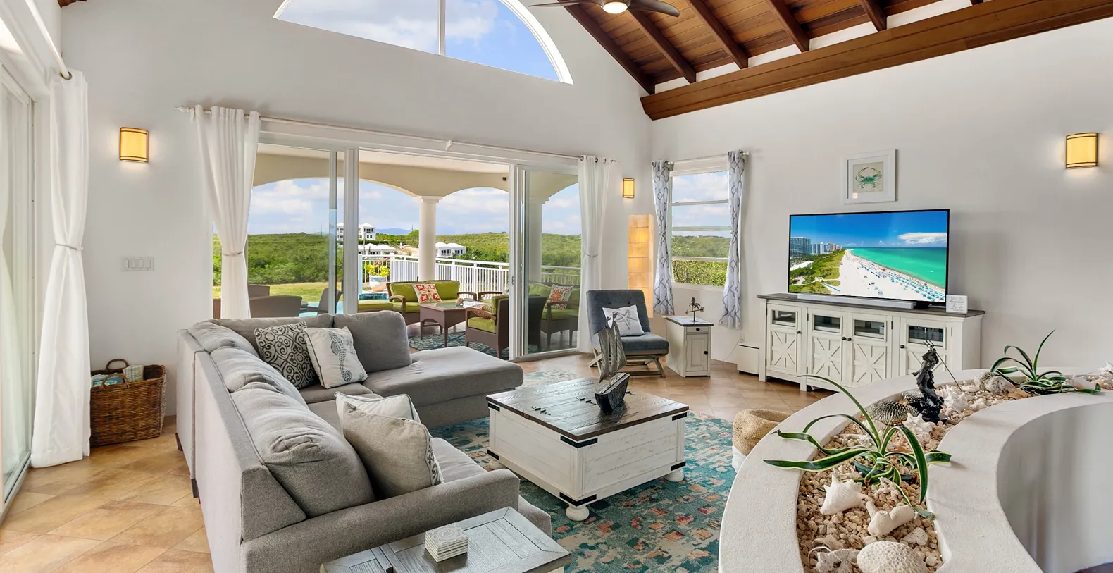 Villa Okeanos Island Harbour, Shoal Bay East Vacation Villa - Anguilla