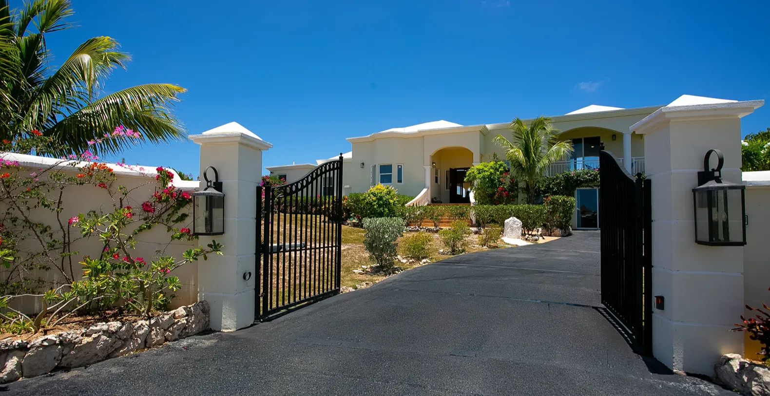 Villa Okeanos Island Harbour, Shoal Bay East Vacation Villa - Anguilla