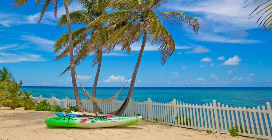 Babylon Reef Grand Cayman - Outdoor Dining