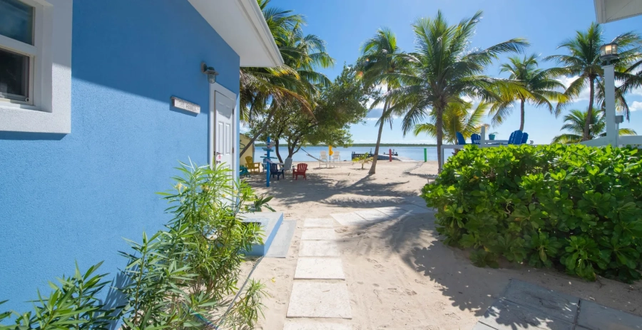 Barefoot Kai Vacation Villa - Cayman Islands