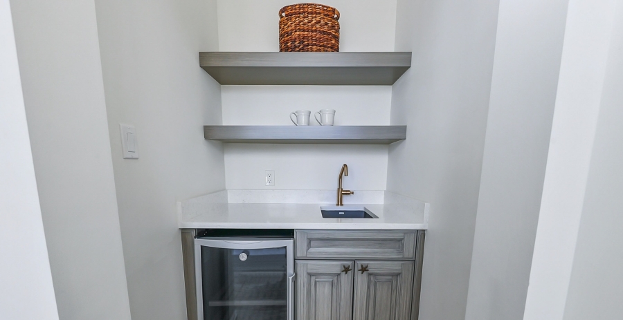 Bella Vista Grand Cayman Architectural Masterpiece - East End