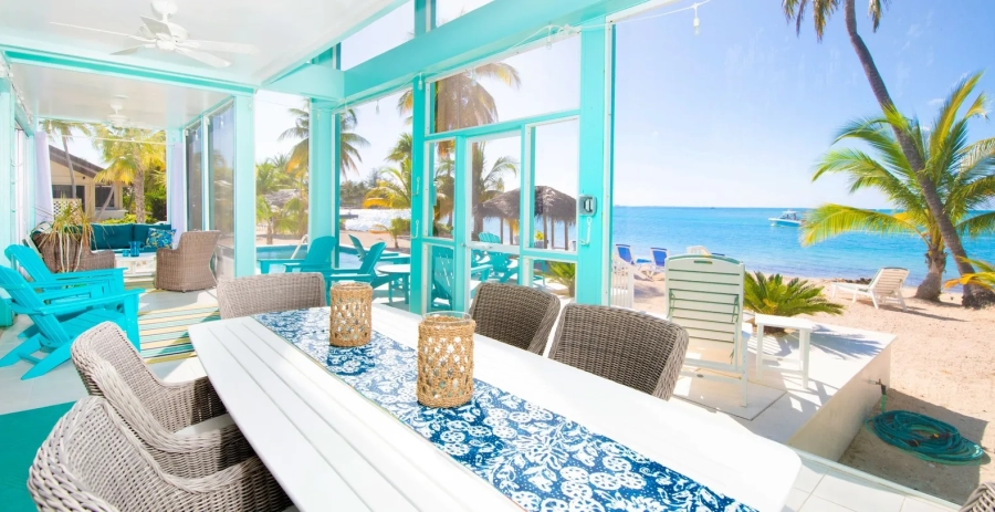 Bit of Heaven Grand Cayman - Screened Sunroom
