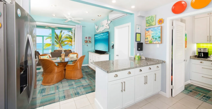 Bit of Heaven Grand Cayman - Dining Area