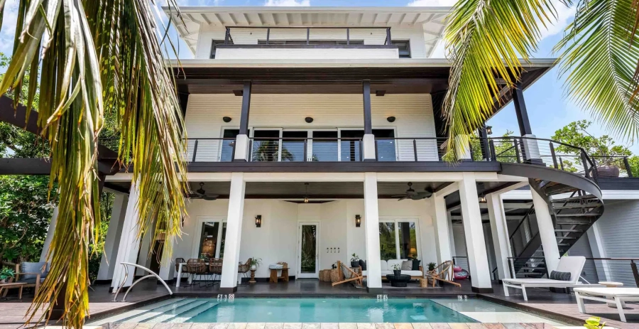 Ritz Carlton Deckhouse Vacation Villa - Cayman Islands