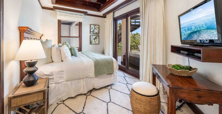 Ritz Carlton Deckhouse Vacation Villa - Cayman Islands