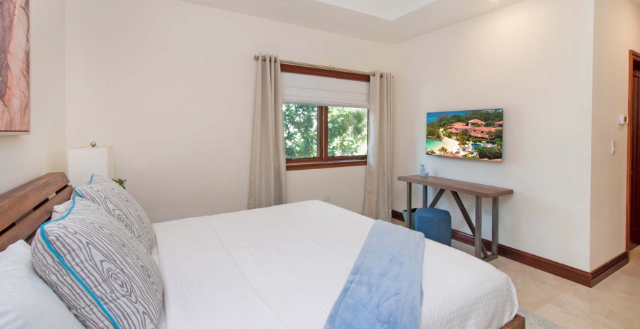 Casa Luna #16 Grand Cayman Vacation Villa - South Coast