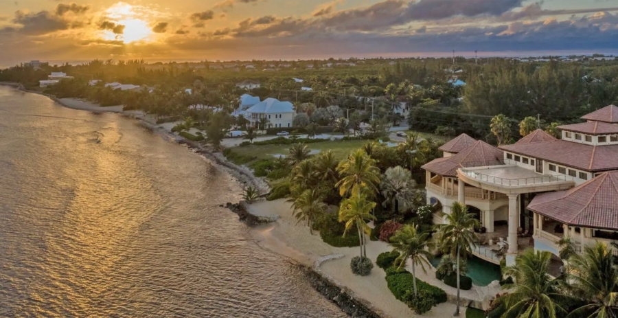 Castillo Caribe Grand Cayman Vacation Villa - South Coast