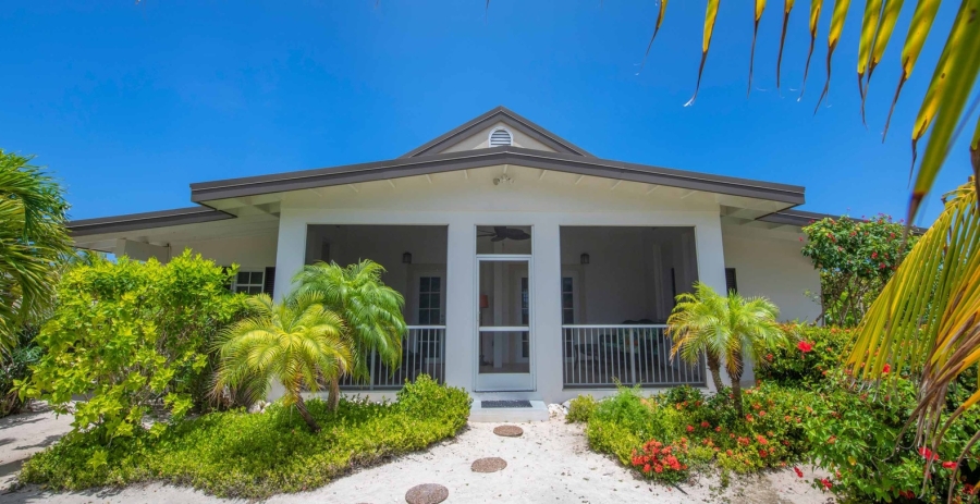 Conch'ed Out + Cottage Grand Cayman Oceanfront Villa - North Side